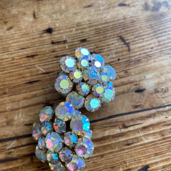 Vintage clip on earrings - Picture 5 of 12